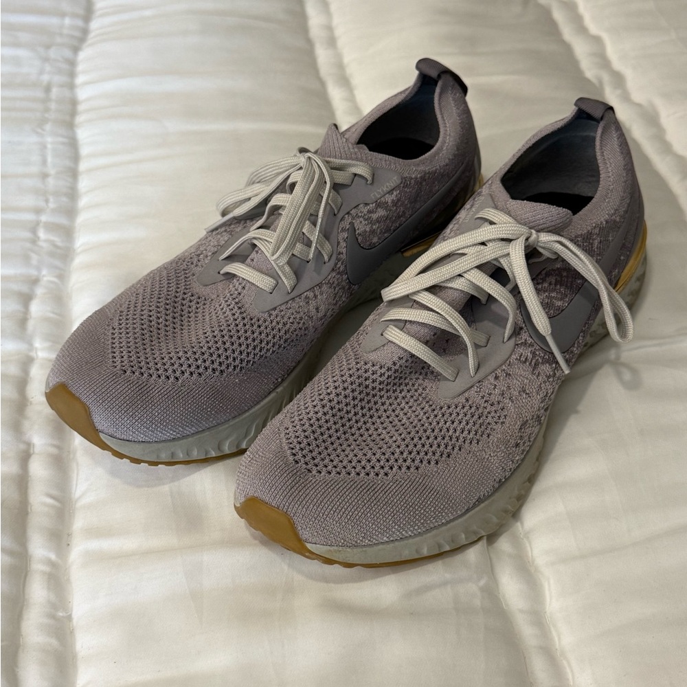 Nike Epic React Sneakers